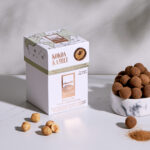 Piemonte oriešky v tmavej čokoláde 70% Kokoa Kamili, ochutené Cejlónskou škoricou